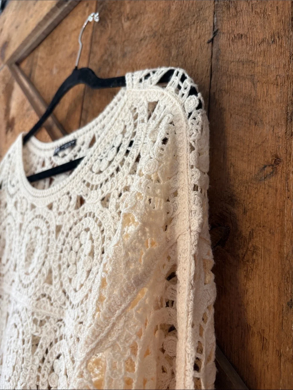 Zara Cream Crochet Circle Lace Long Sleeve Top Black Trim Womens Small
